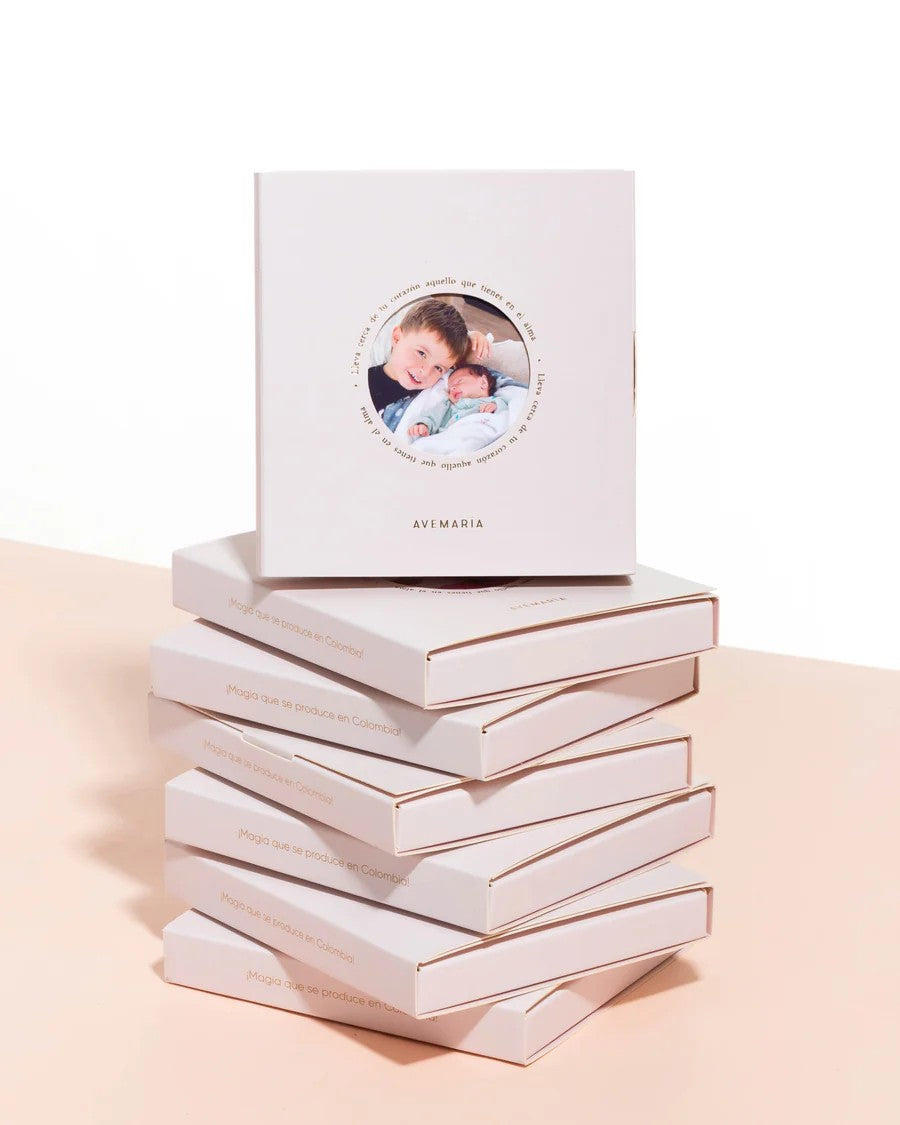 RELICARIO CON FOTO + EMPAQUE ESPECIAL