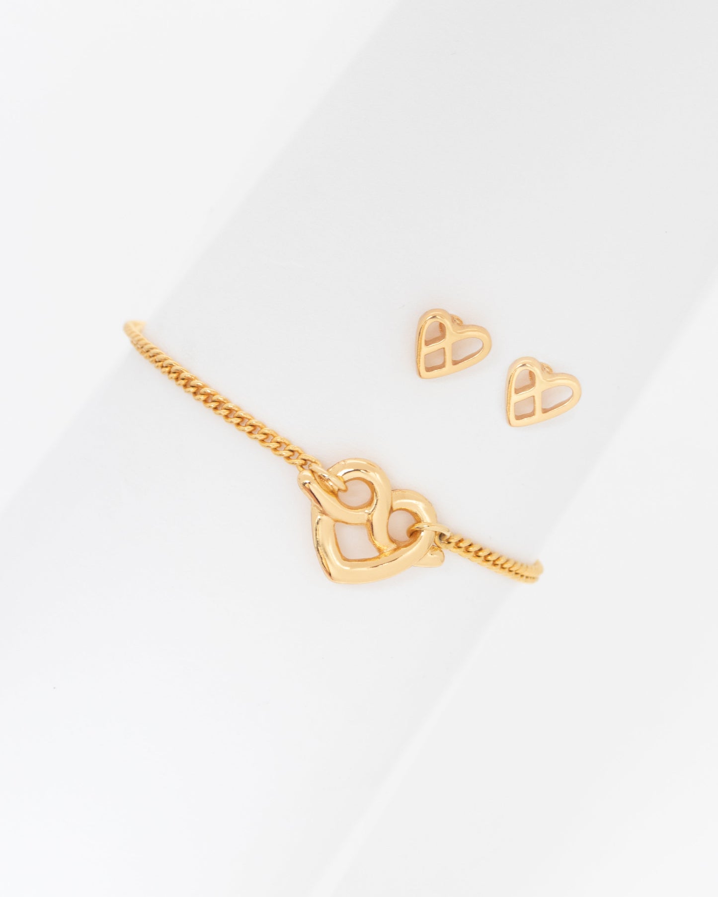 PULSERA CADENA CORAZÓN LAZO + ARETES*