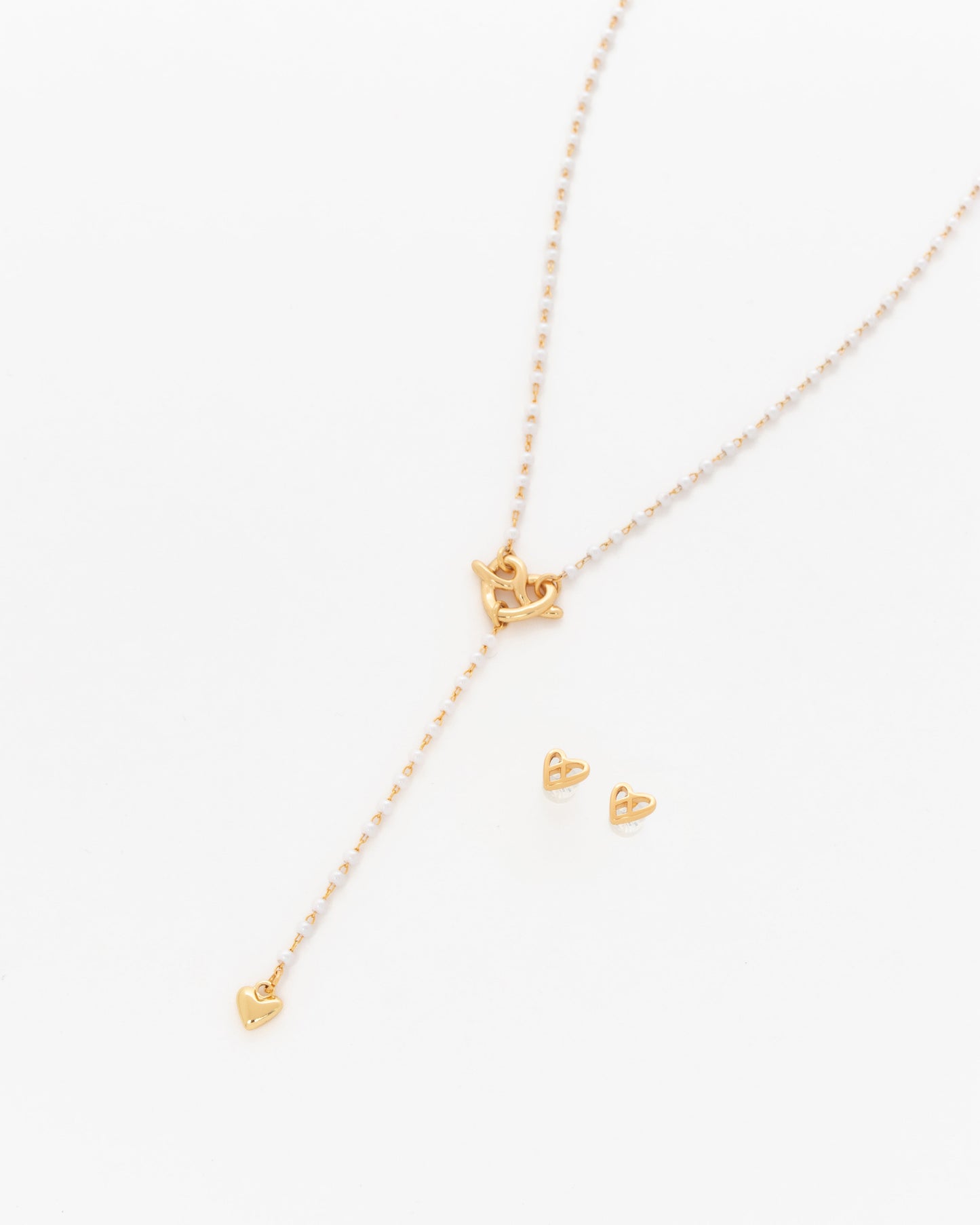 COLLAR PERLAS CORAZÓN + ARETES