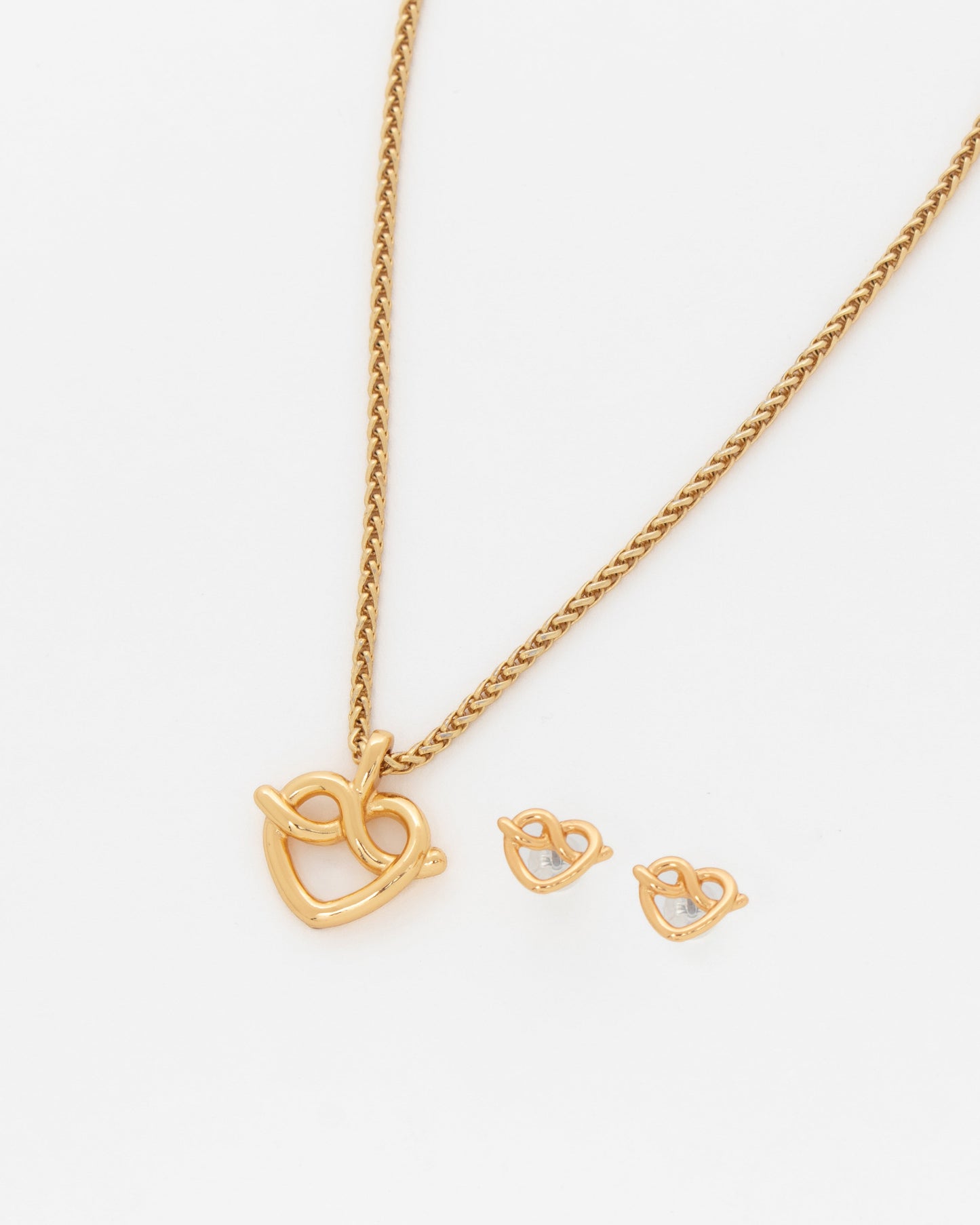 SET COLLAR + ARETES CORAZÓN LAZO*