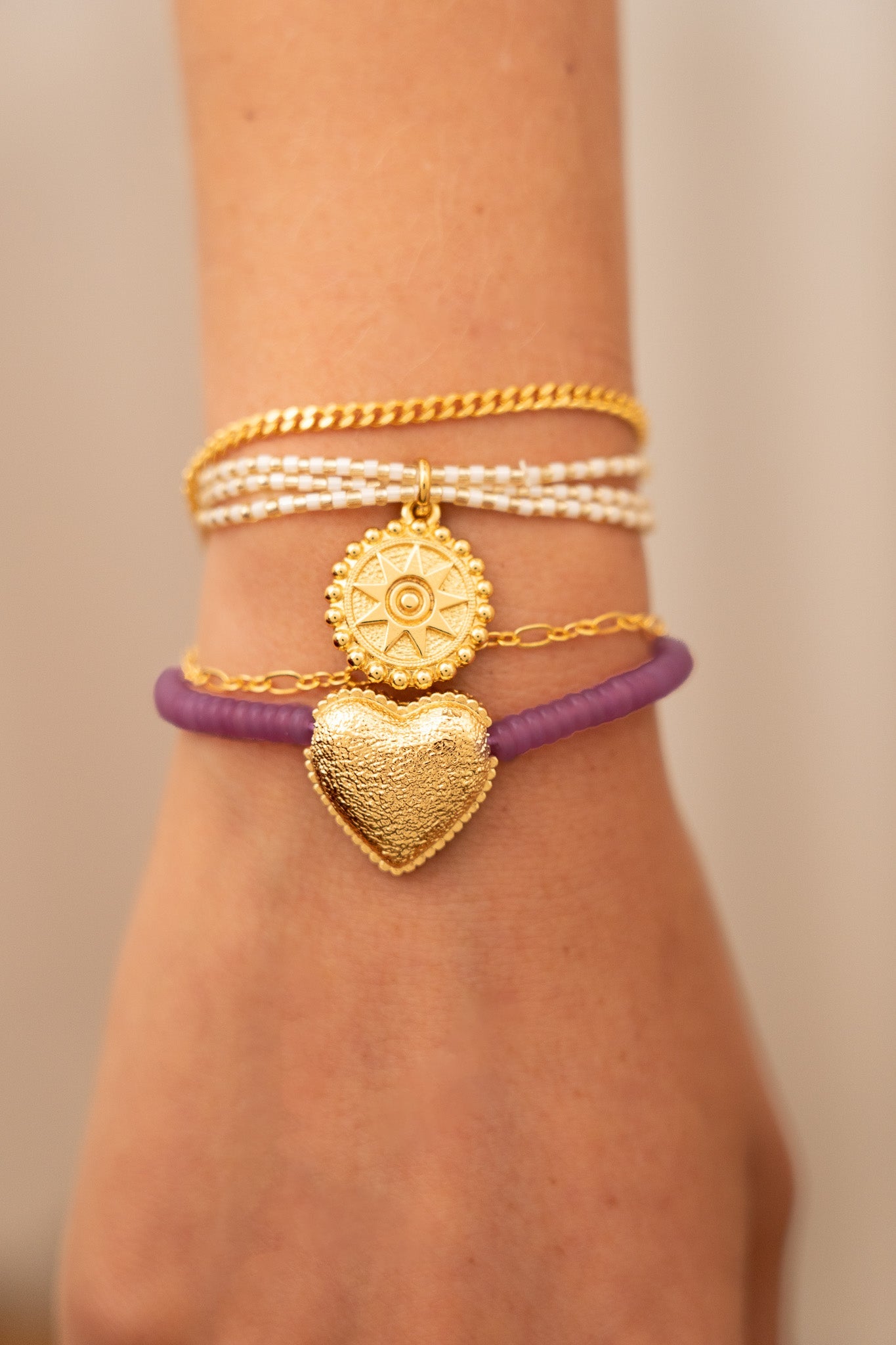 SET X4 PULSERAS SOL PUNTOS + ARETES*