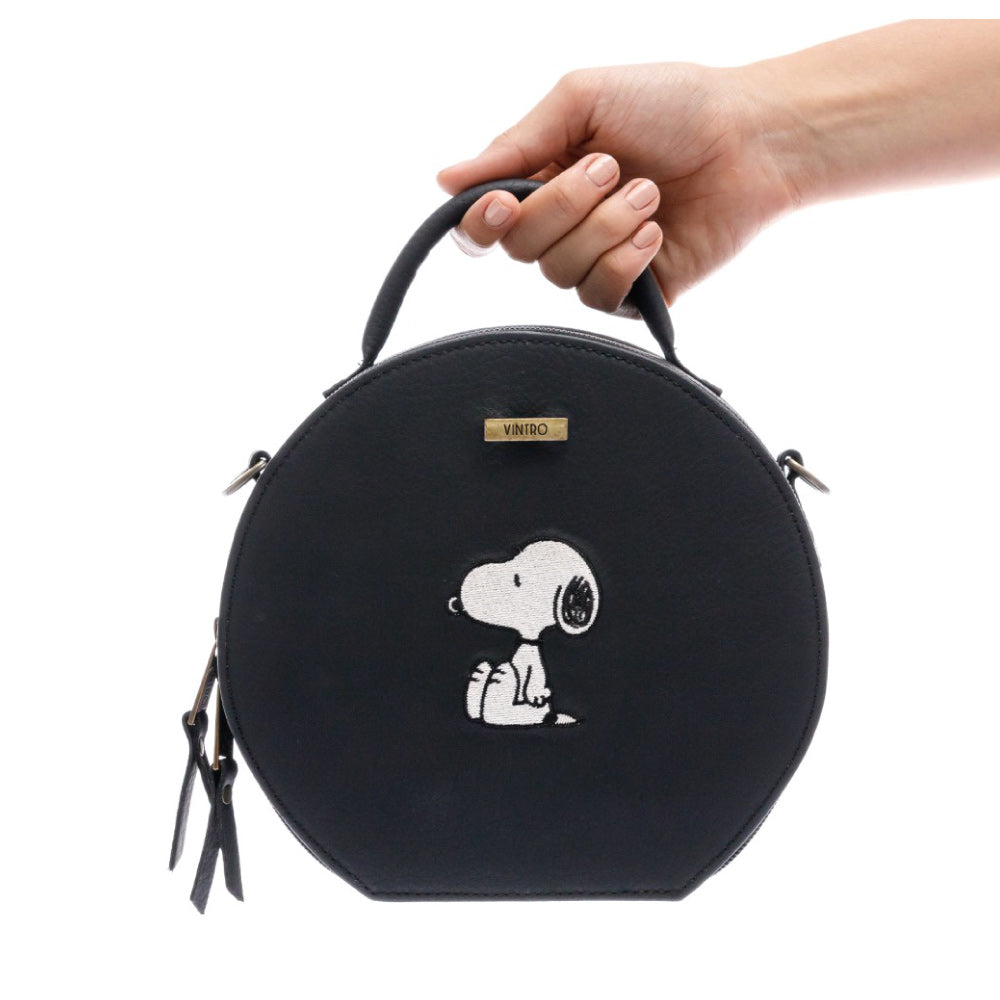 MANOS LIBRES PARA MUJER SUIZA NEGRO SNOOPY EN CUERO VEGANO*