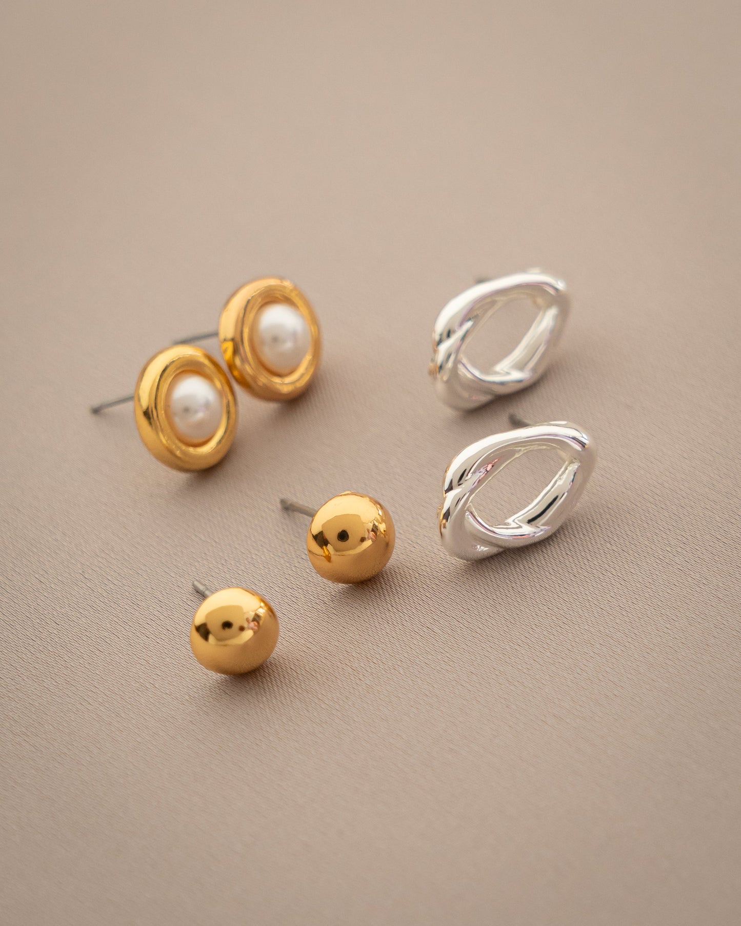 SET X3 ARETES PERLA