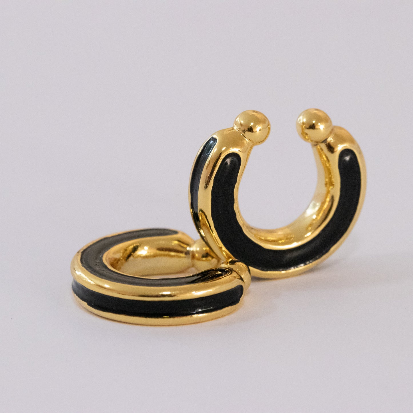 EARCUFF BASIC GOLD - NEGRO