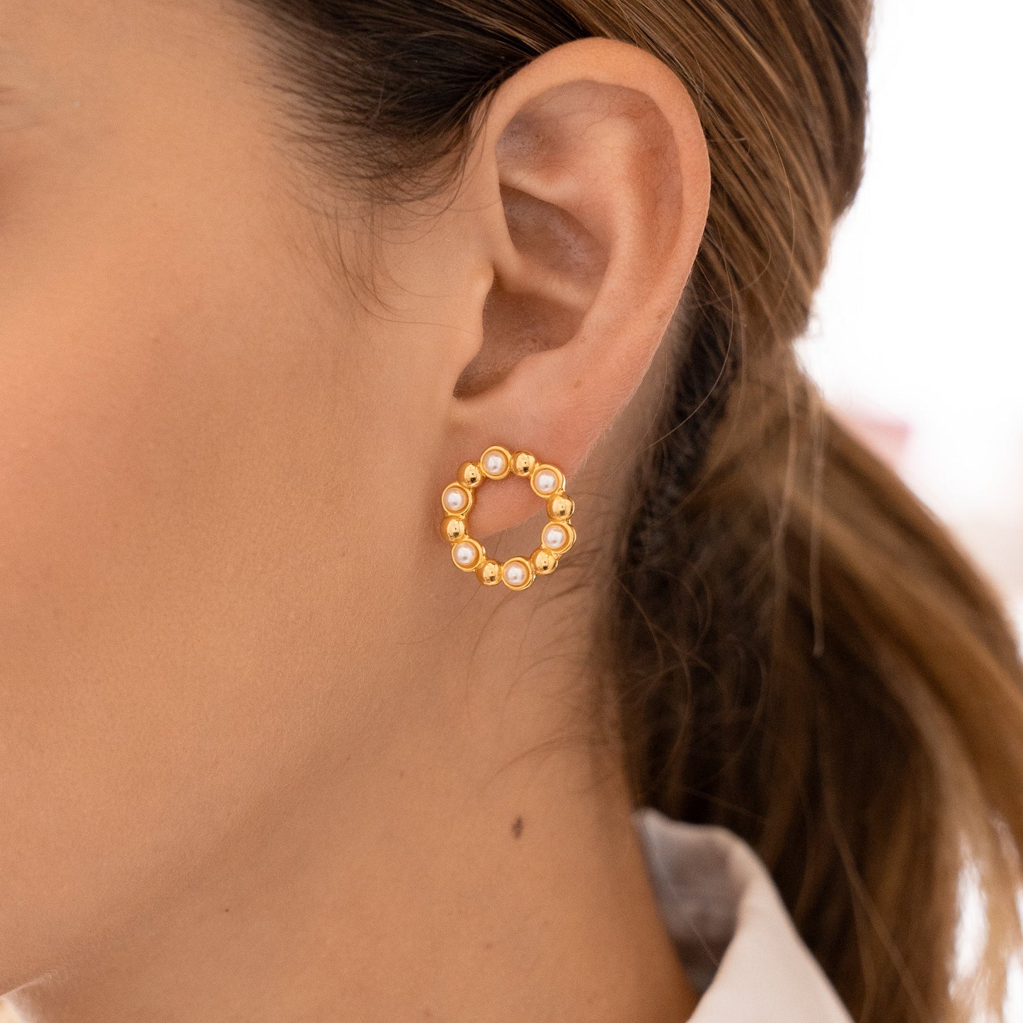 SET ARETES X3 PERLAS Y DORADO