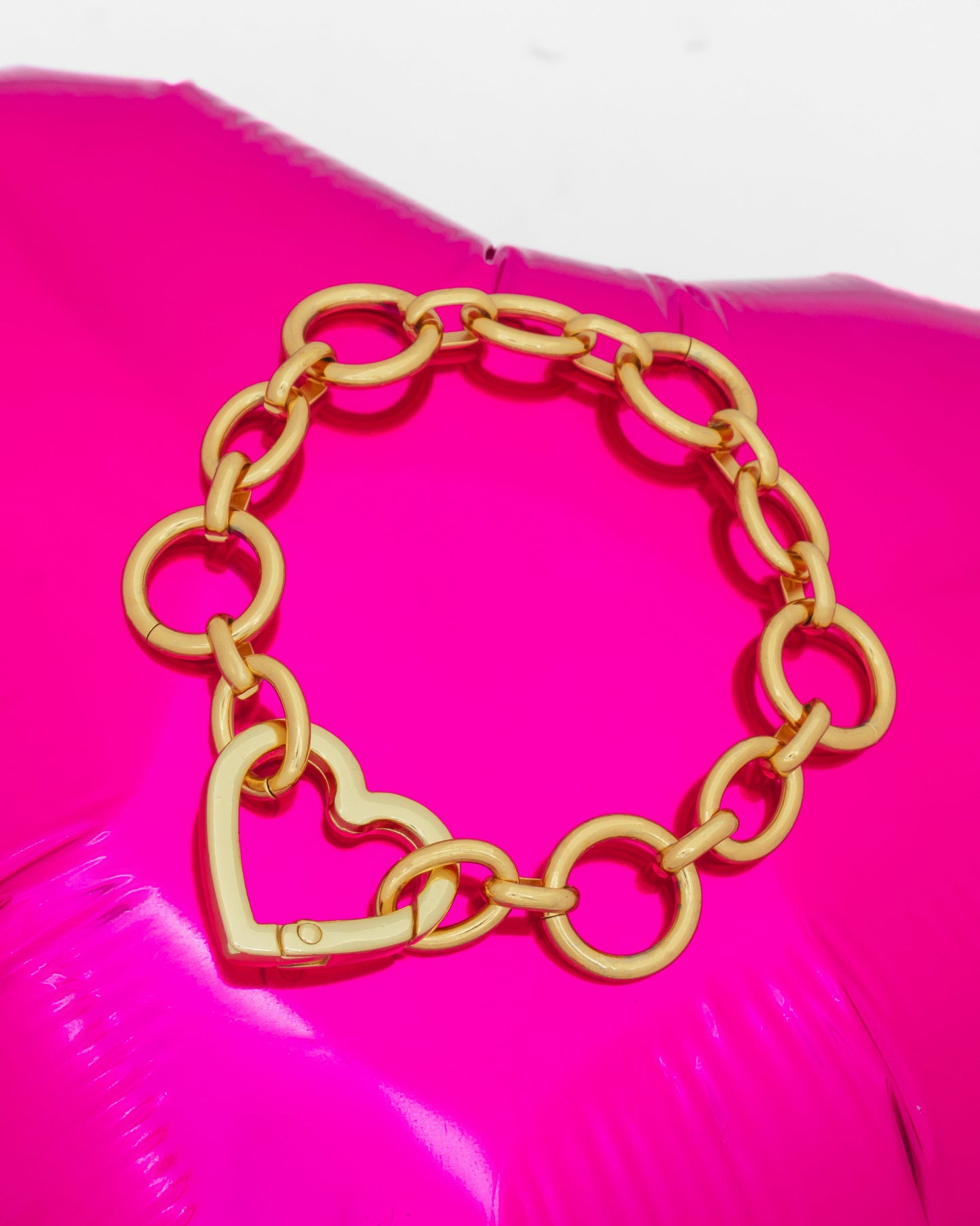 PULSERA BROCHE CORAZÓN + ARETES*