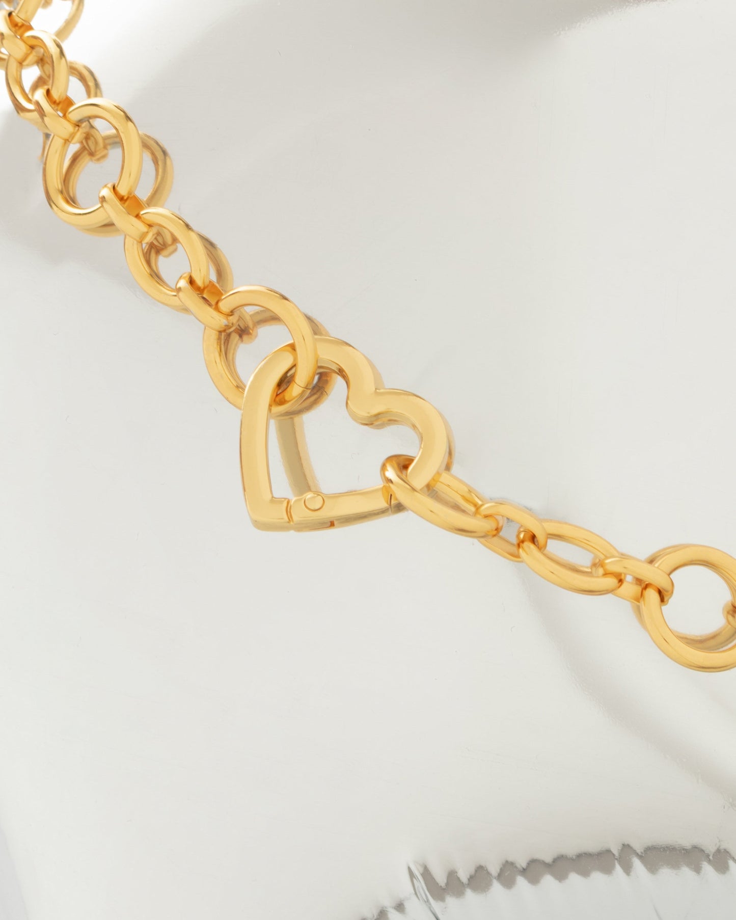 PULSERA BROCHE CORAZÓN + ARETES*