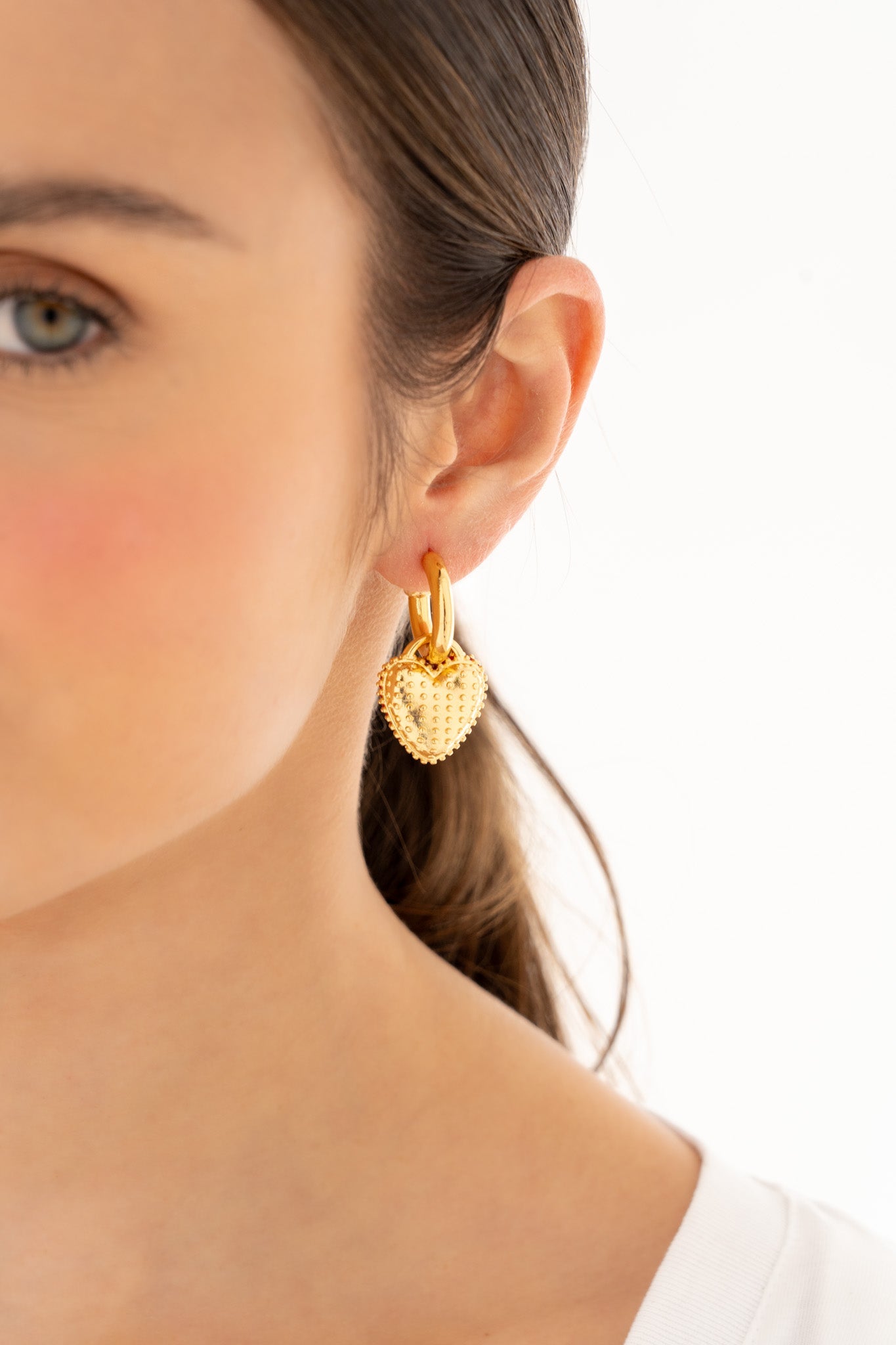 ARETES 3 EN 1 CORAZONES PUNTOS COLOR*
