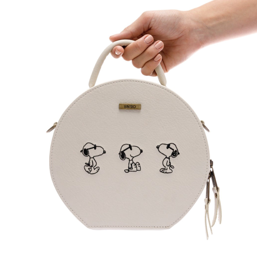 MANOS LIBRES PARA MUJER SUIZA BEIGE SNOOPY EN CUERO VEGANO*